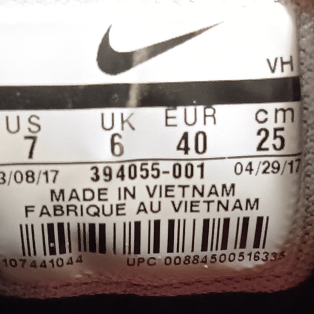 2017 Nike Initiator Running Shoes (394055-001) Preowned Men's Sz 7/Women's Sz8.5 - Picture 12 of 12